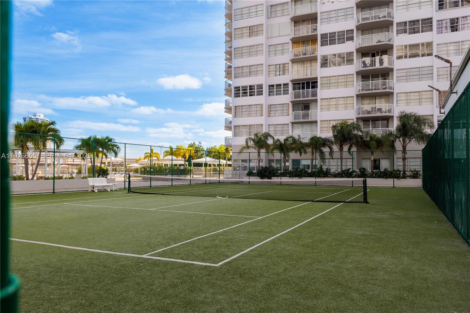 DEL PRADO MARINA - Residential