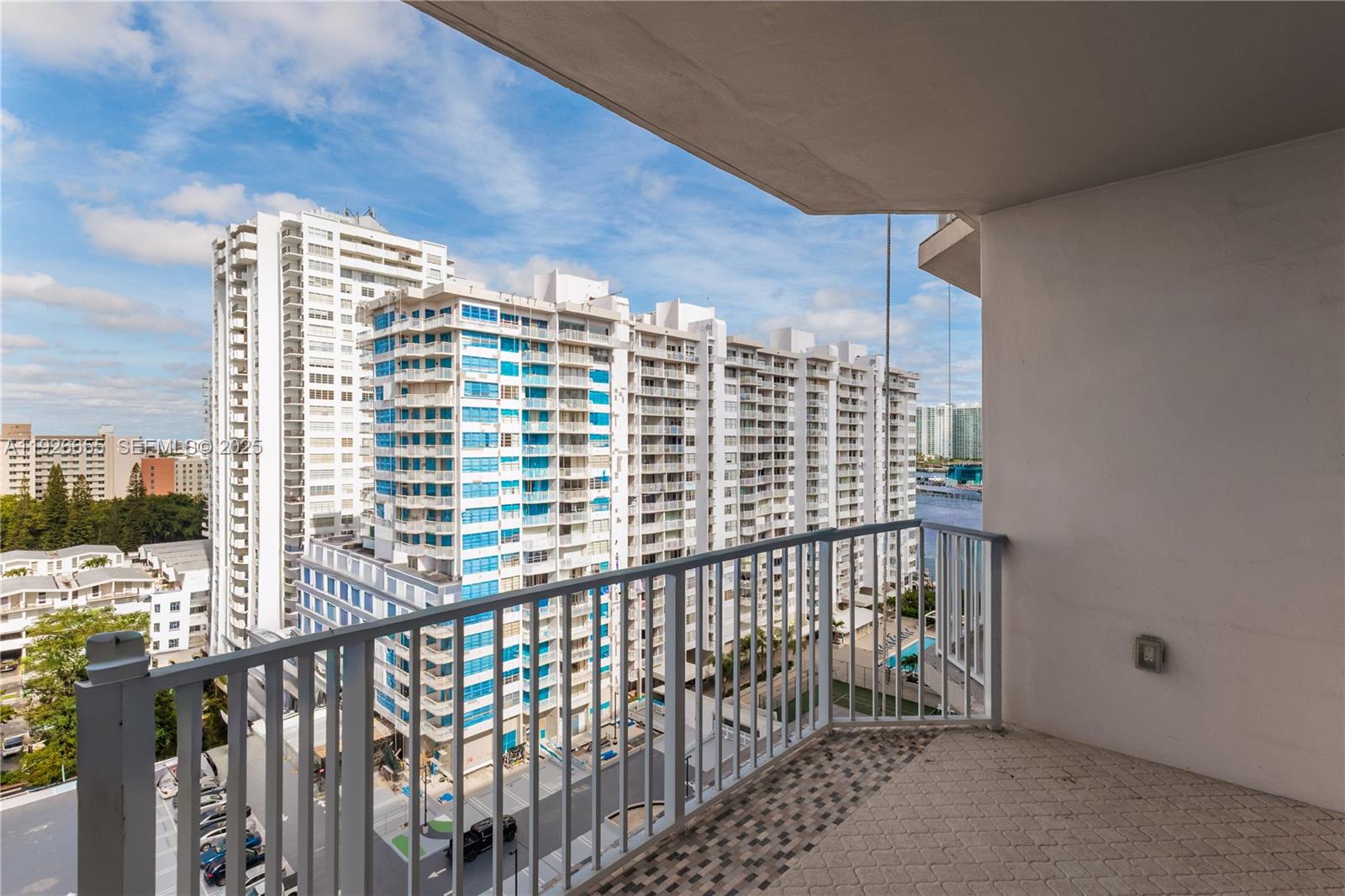 DEL PRADO MARINA - Residential
