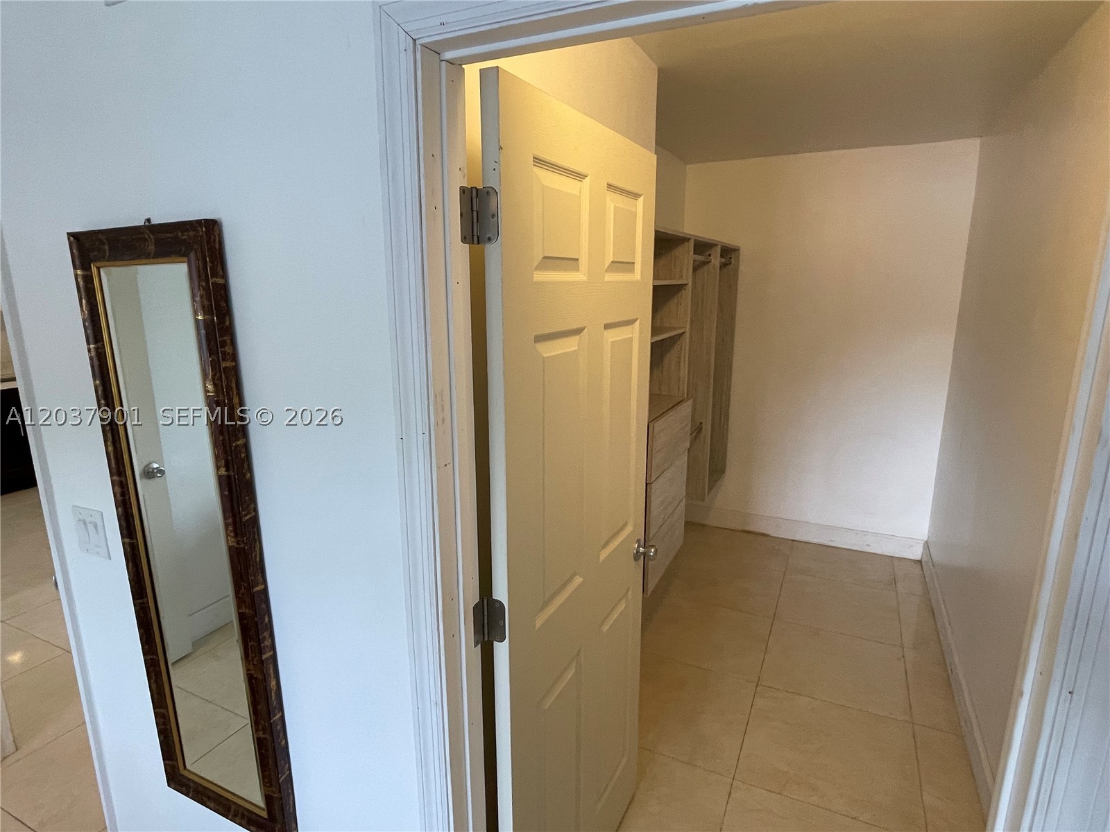 LAKEWOOD AT EMERALD HILLS - Residential Lease