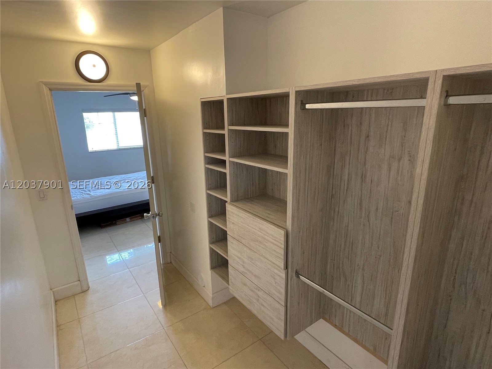 LAKEWOOD AT EMERALD HILLS - Residential Lease