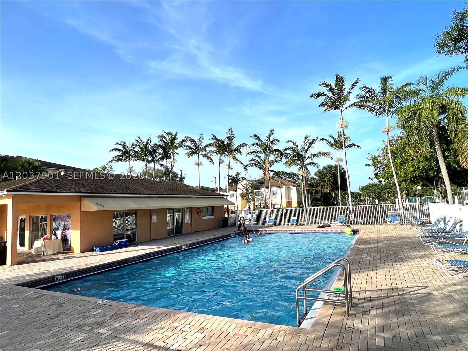 LAKEWOOD AT EMERALD HILLS - Residential Lease