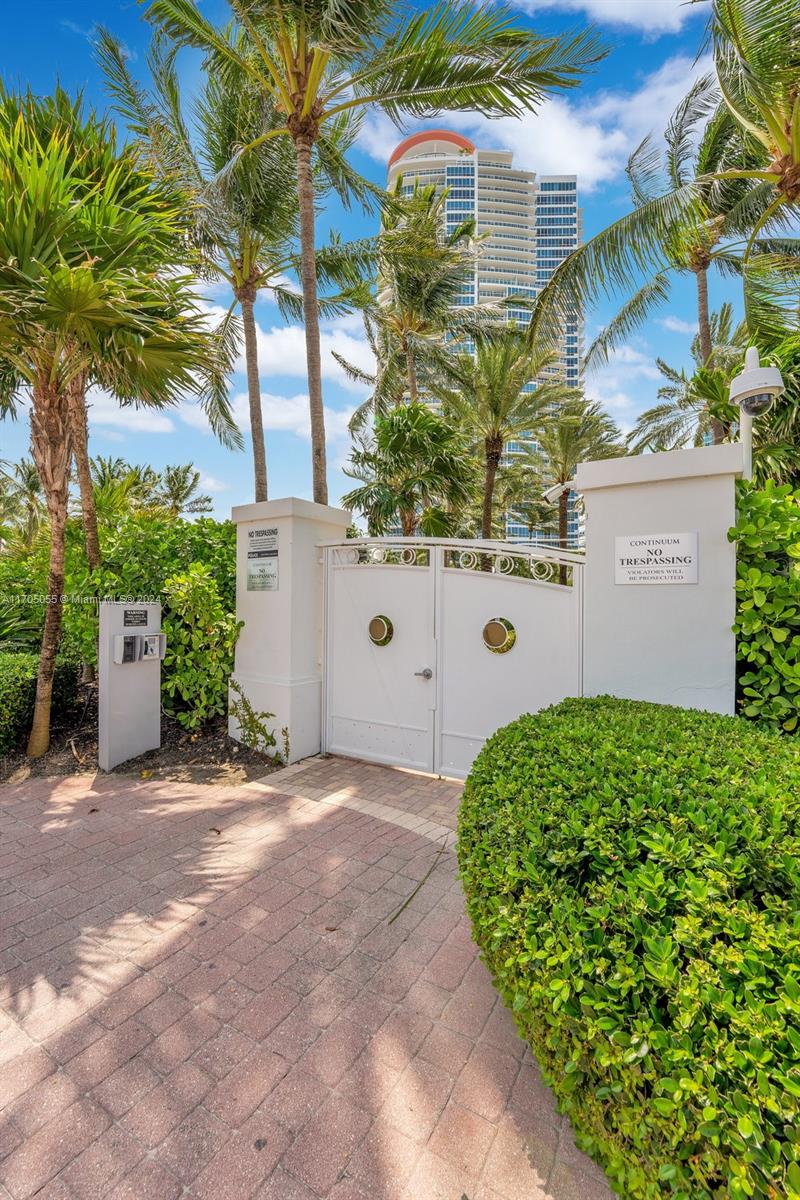 CONTINUUM ON SOUTH BEACH - Residential