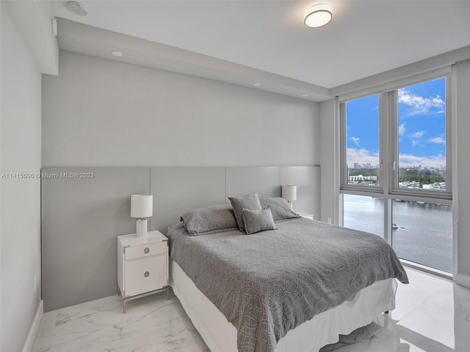 MARINA PALMS RESIDENCES S - Residential