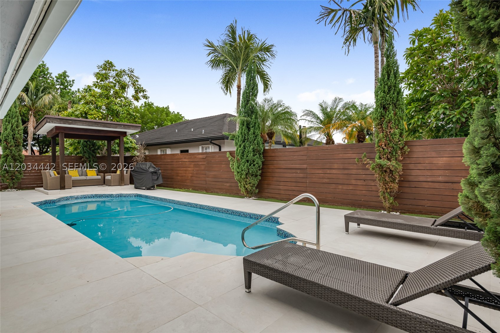 GARDEN HILLS WEST - Residential