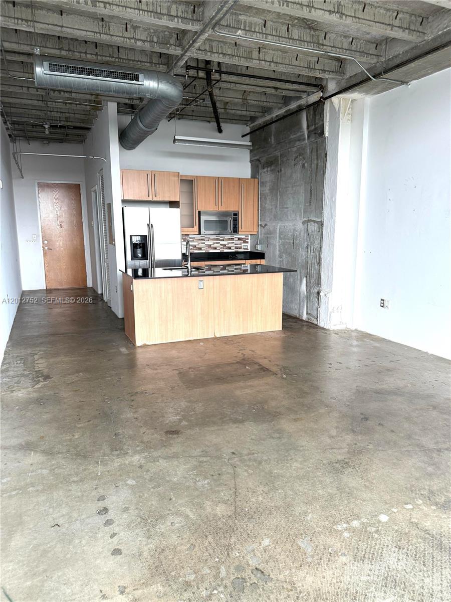 THE BANK CONDO - Residential