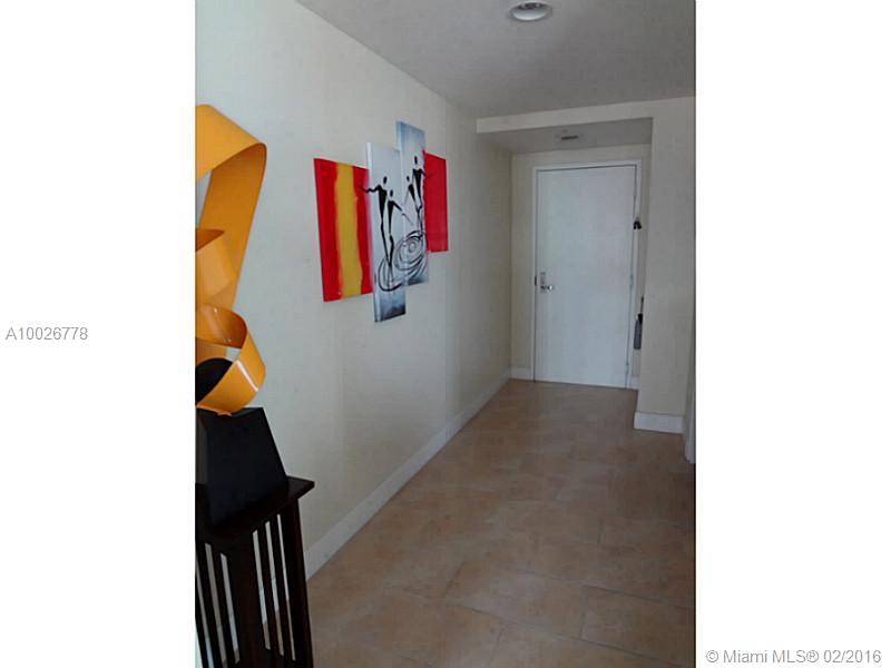 METROPOLITAN MIAMI - Residential Lease