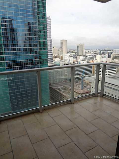 METROPOLITAN MIAMI - Residential Lease