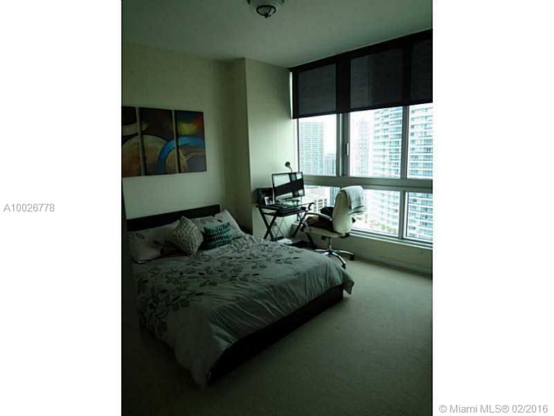 METROPOLITAN MIAMI - Residential Lease