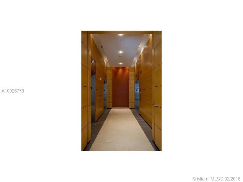 METROPOLITAN MIAMI - Residential Lease