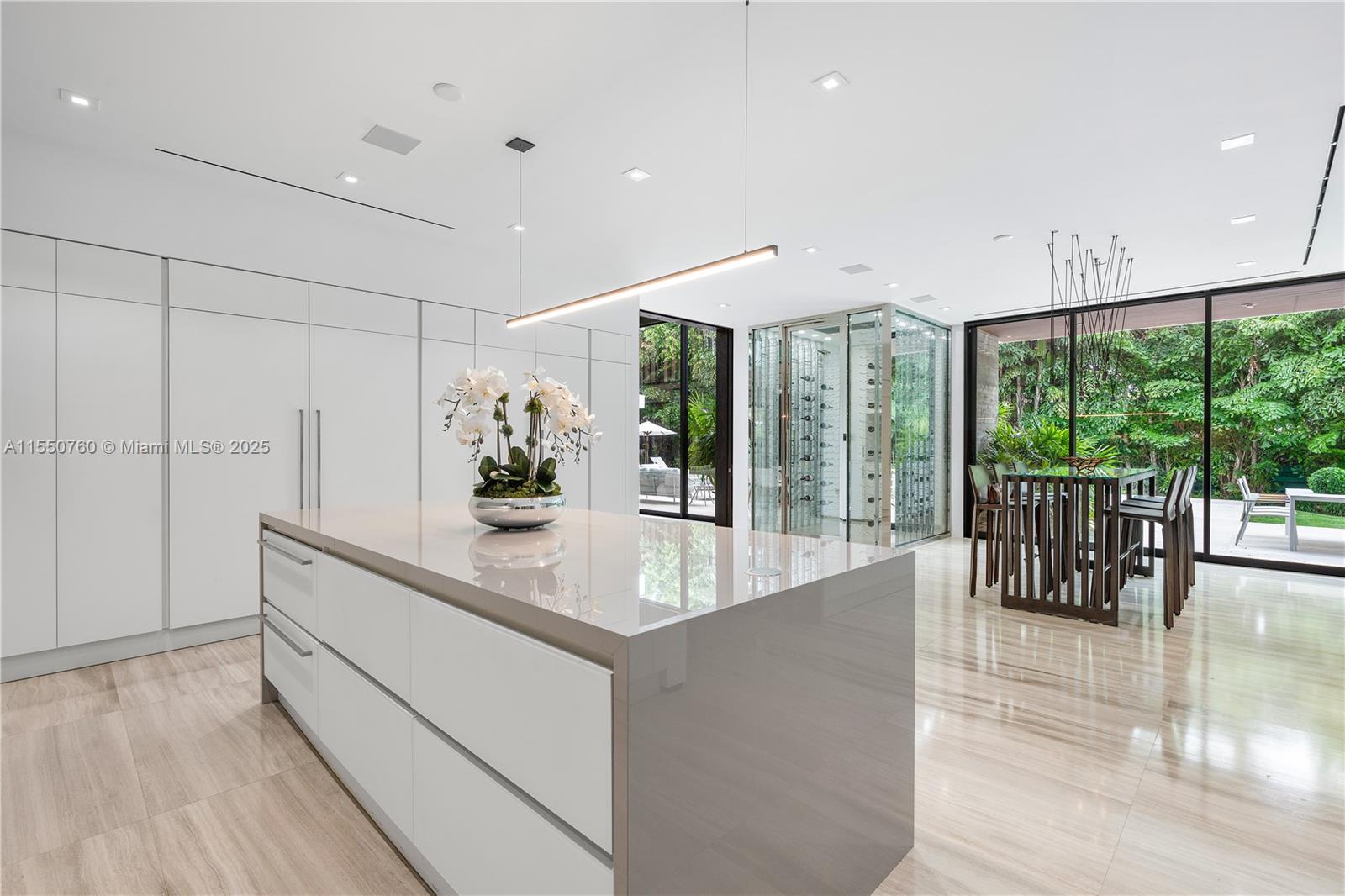 BAY HARBOR ISLAND - Residential