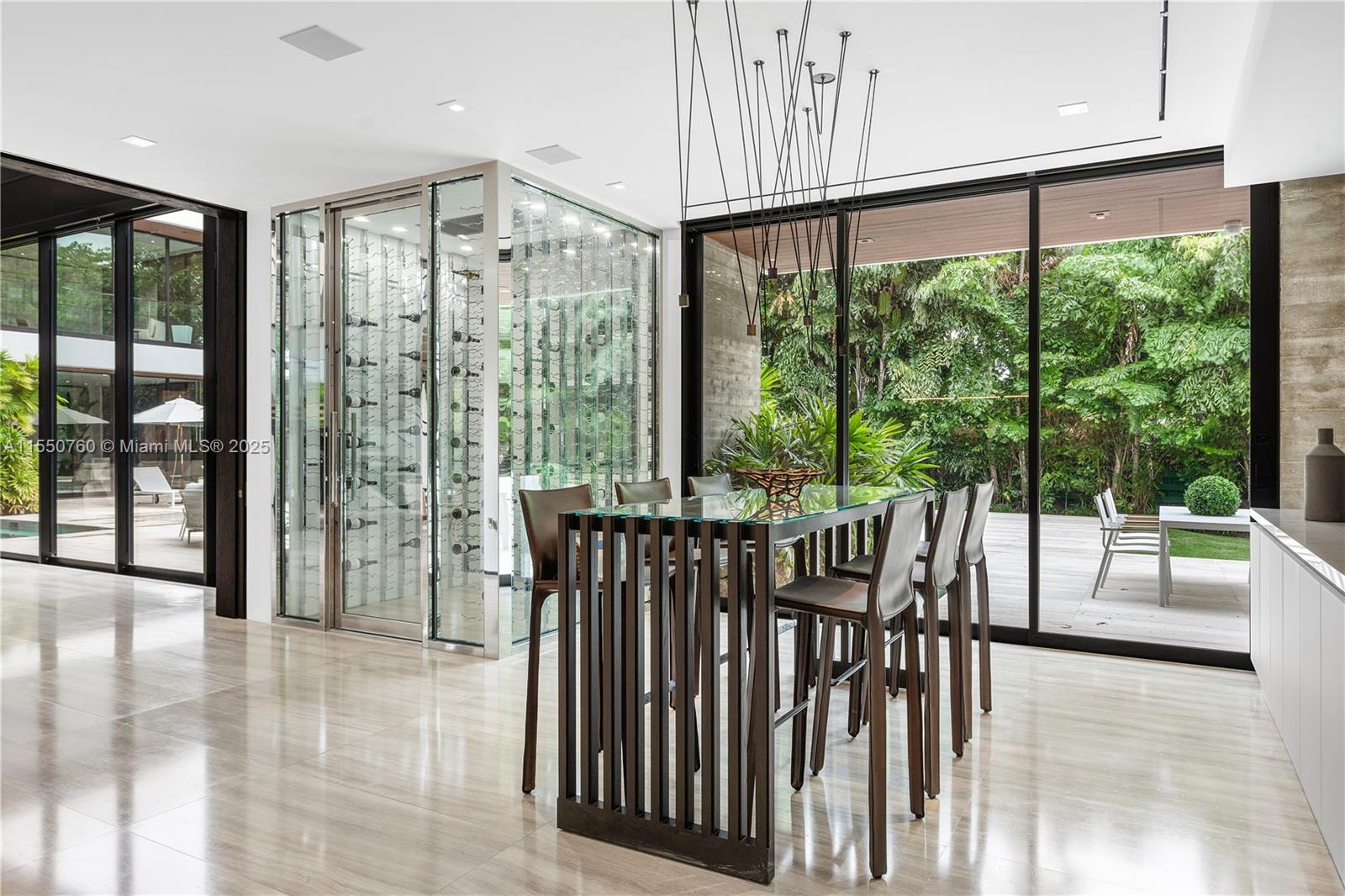 BAY HARBOR ISLAND - Residential