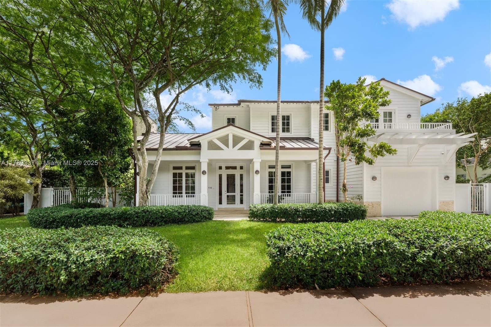 CORAL GABLES BISC BAY SEC - Residential