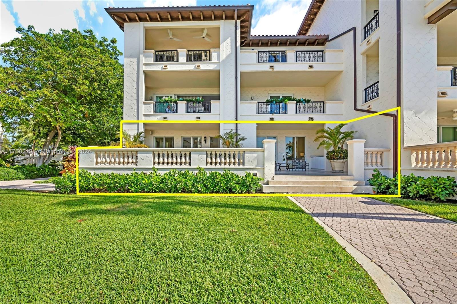 BAYSIDE VILLAGE EAST - Residential