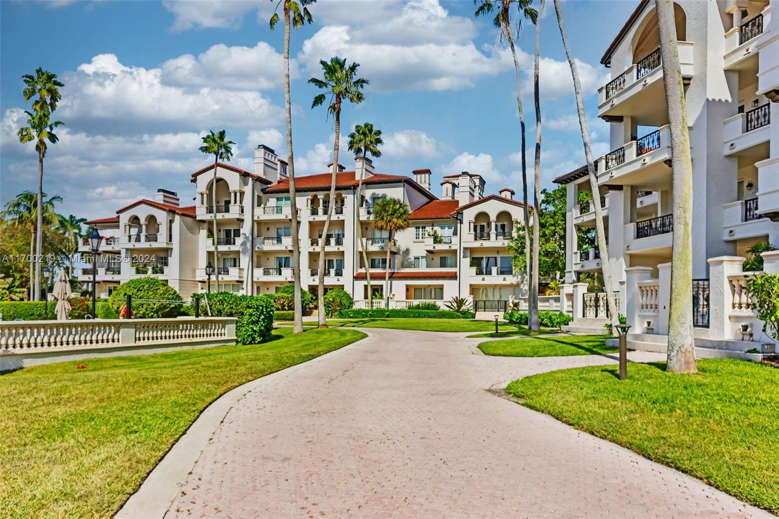 BAYSIDE VILLAGE EAST - Residential