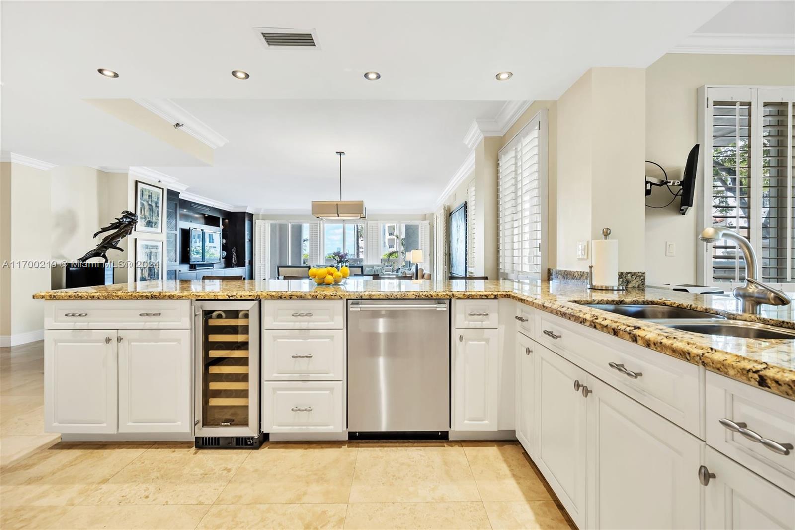 BAYSIDE VILLAGE EAST - Residential