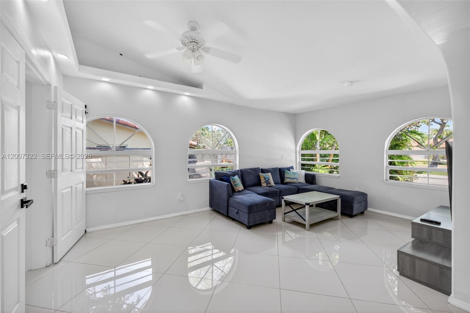 KNOLL RIDGE - Residential