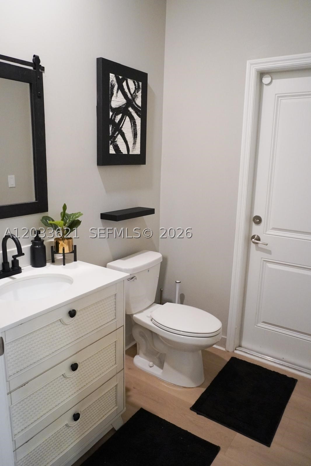 ESTATES AT SILVER PALM - Residential Lease