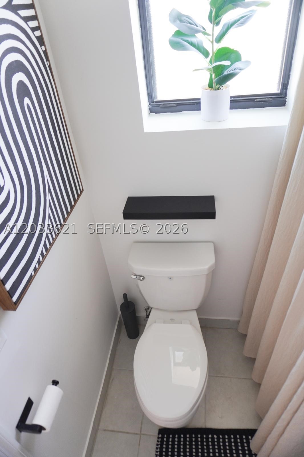 ESTATES AT SILVER PALM - Residential Lease