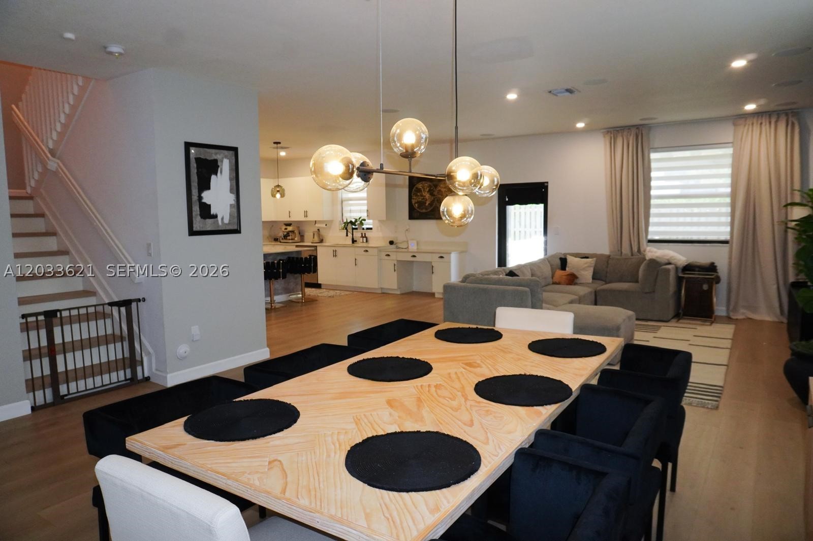 ESTATES AT SILVER PALM - Residential Lease