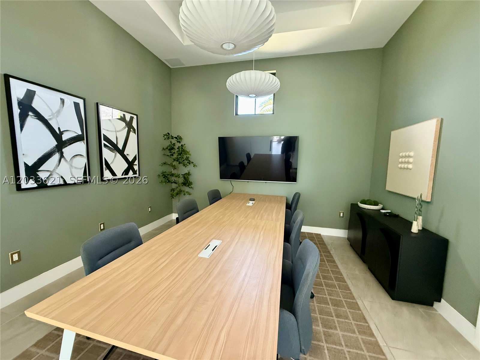 ESTATES AT SILVER PALM - Residential Lease
