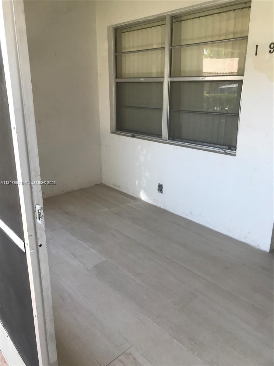 PARADISE VILLAS CONDO - Residential Lease