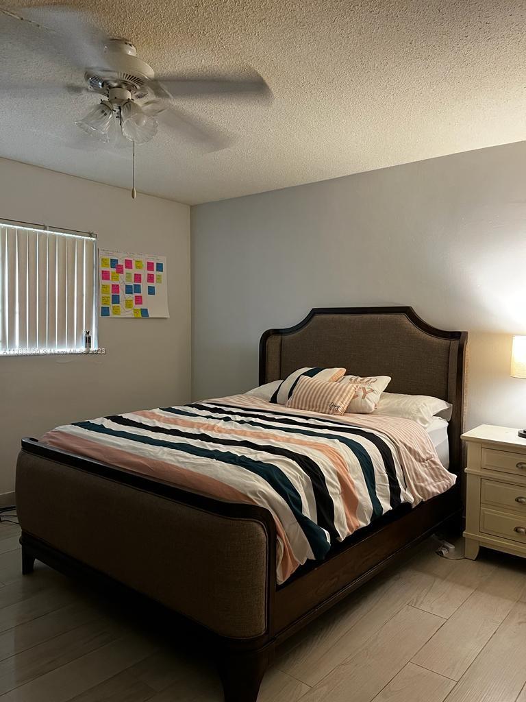 PARADISE VILLAS CONDO - Residential Lease