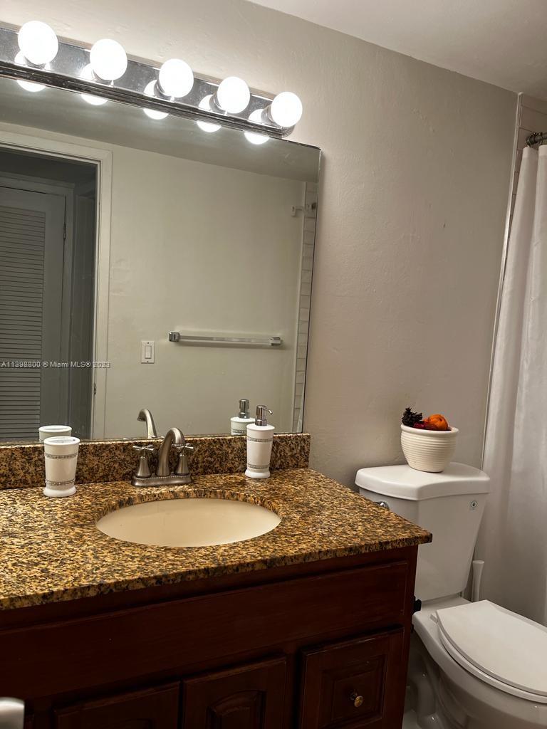 PARADISE VILLAS CONDO - Residential Lease