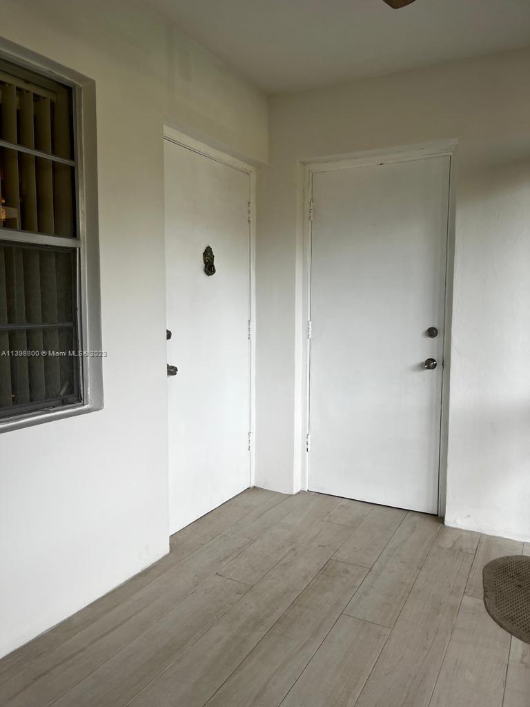 PARADISE VILLAS CONDO - Residential Lease