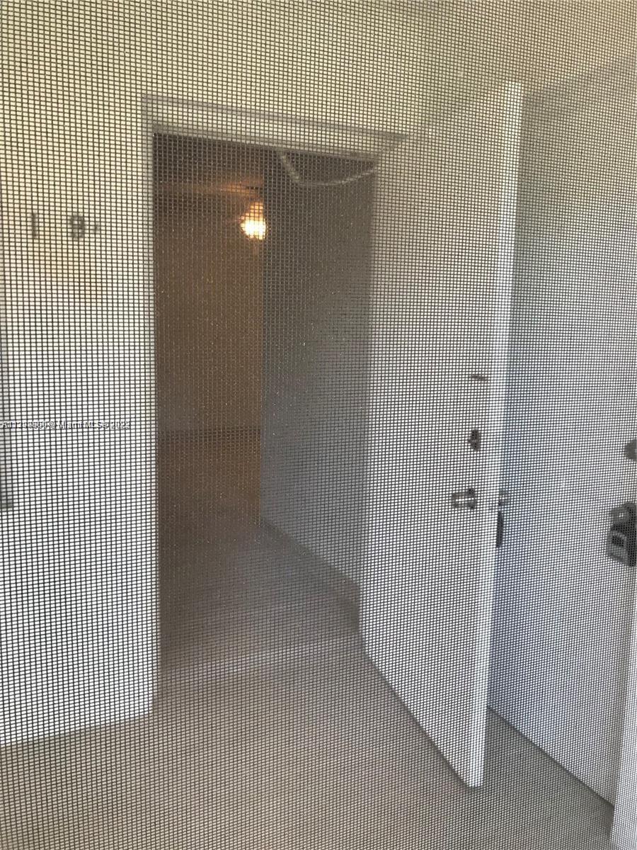 PARADISE VILLAS CONDO - Residential Lease