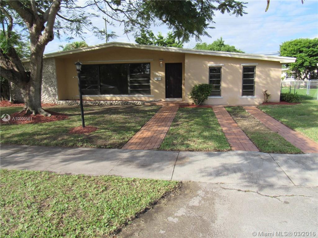 Spacious , bright and comfortable House featuring 3 bedrooms 2 bathroom ,Nice big Patio, near A+ schools , shopping and major expressway . Heart of Westchester .  This is a Fannie Mae HomePath Property. First Time Buyers complete the HomePath Ready Buyer homeownership course on HomePath. Attach certificate to offer and request up to 3% closing cost assistance. Check HomePath for more details.