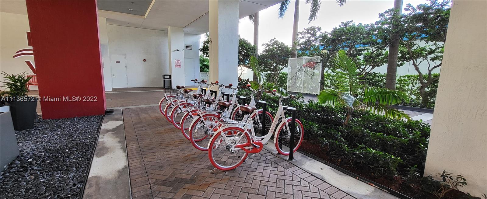 BEACHWALK CONDOMINIUM - Residential