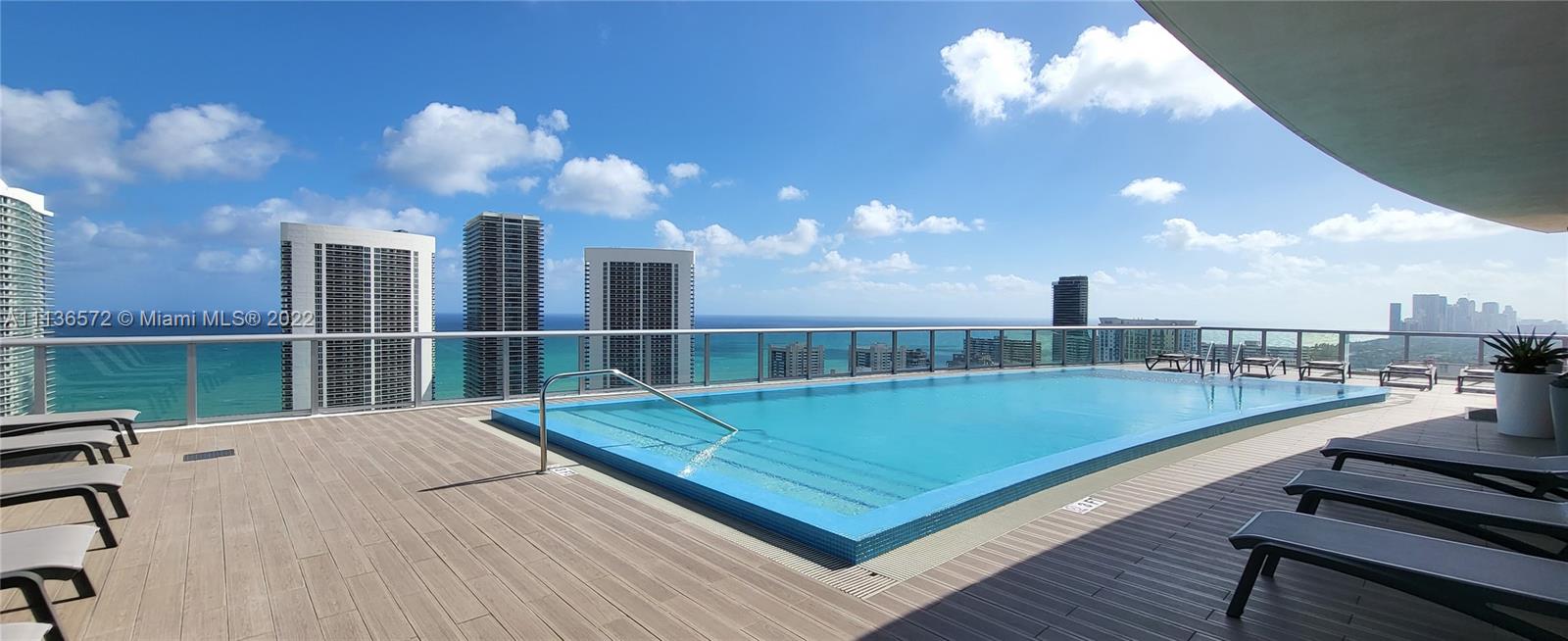 BEACHWALK CONDOMINIUM - Residential