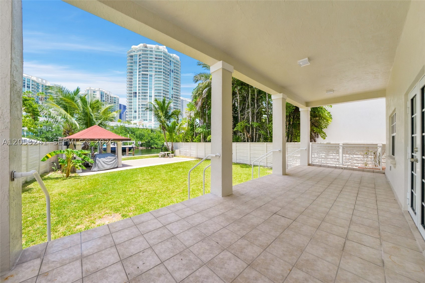 ATLANTIC ISLAND - Residential