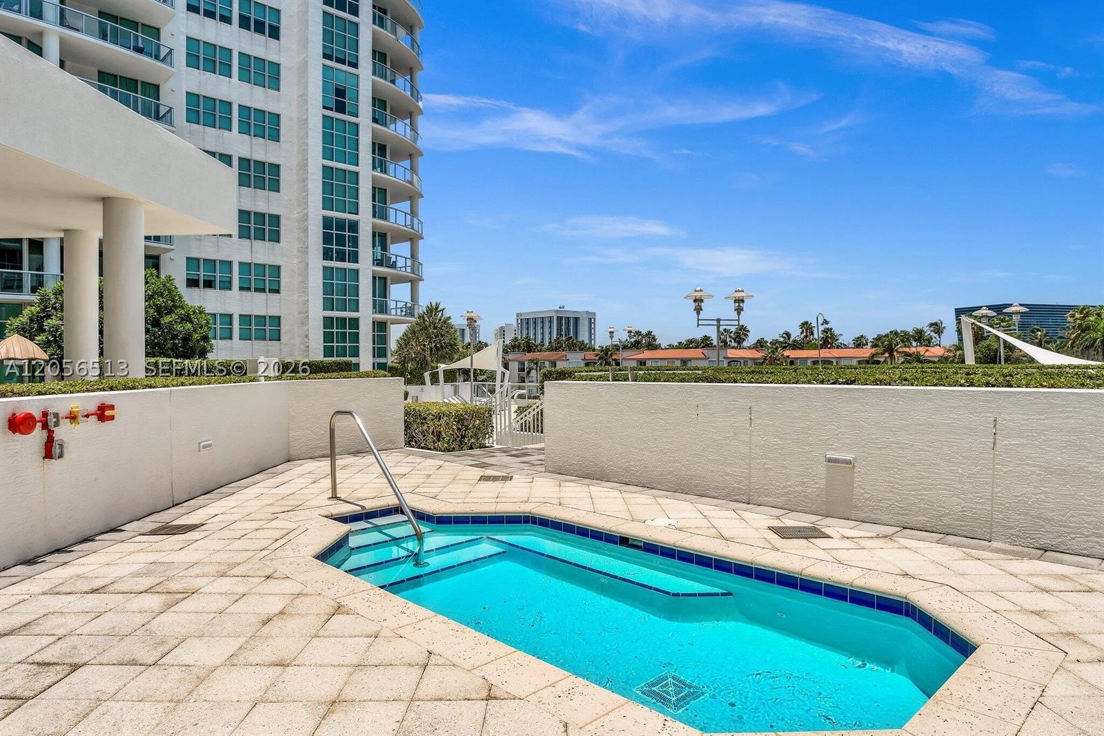 THE ATRIUM AT AVENTURA CO - Residential