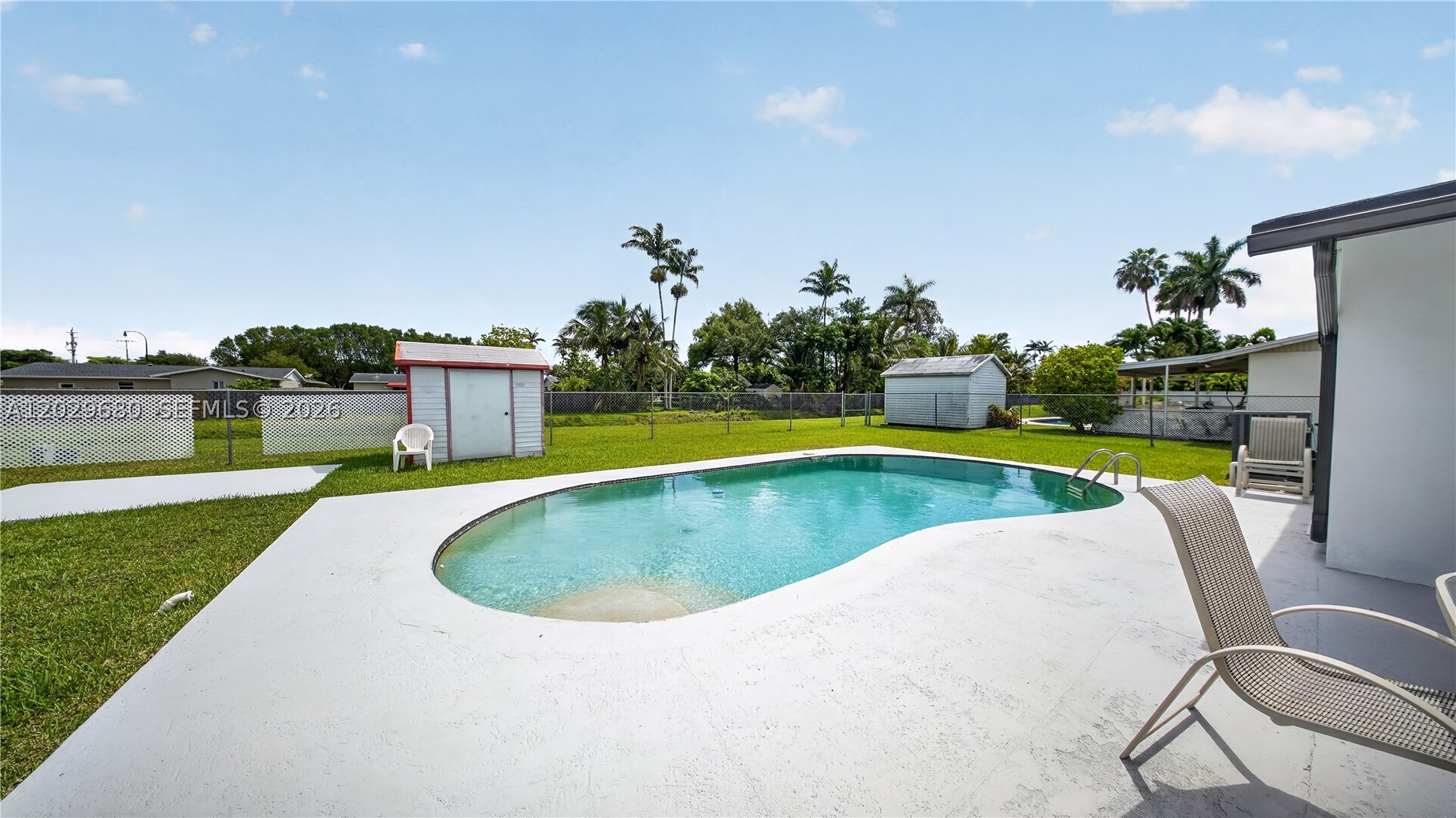 BEL AIRE - Residential