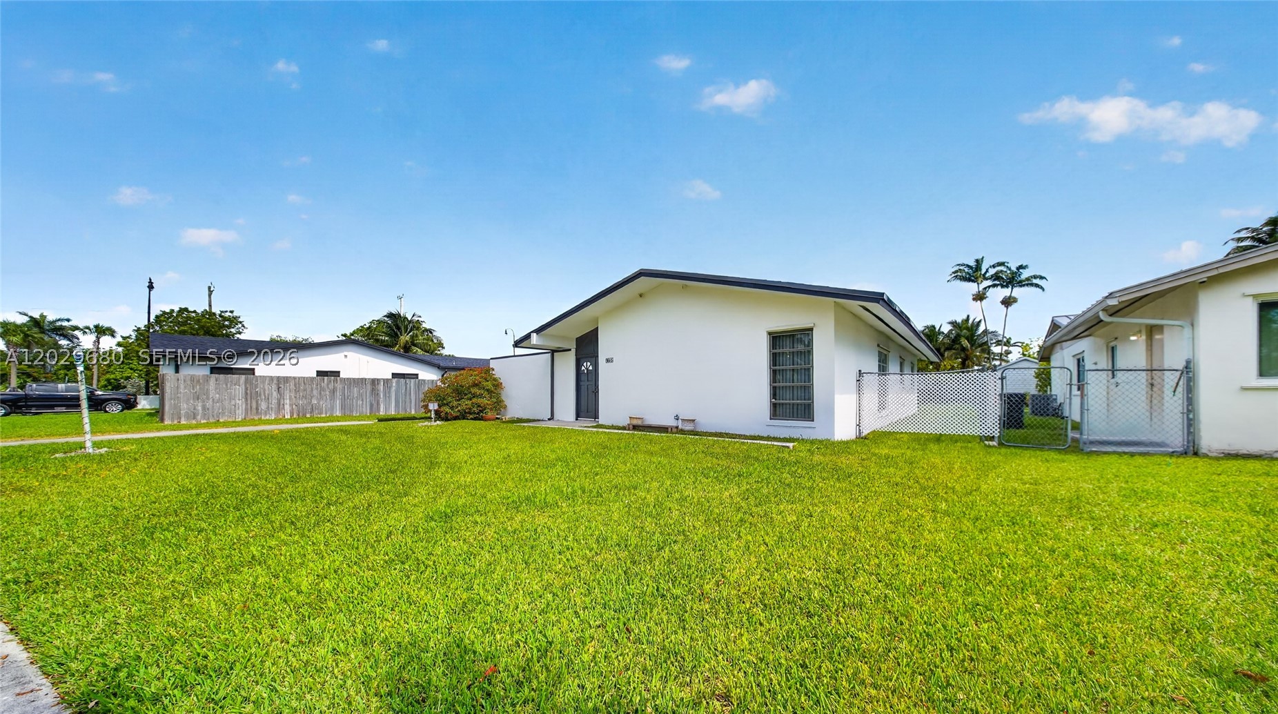 BEL AIRE - Residential