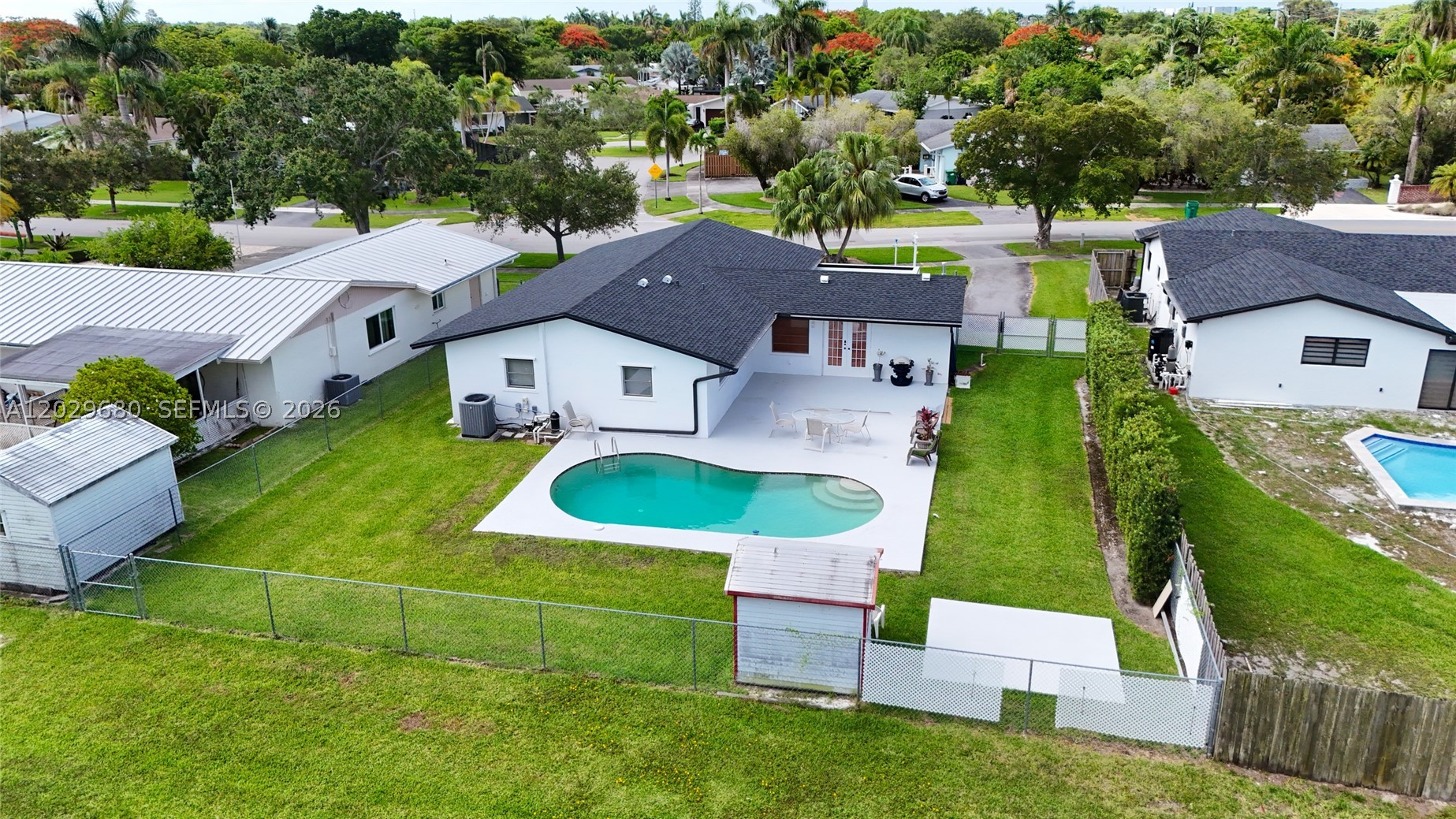 BEL AIRE - Residential