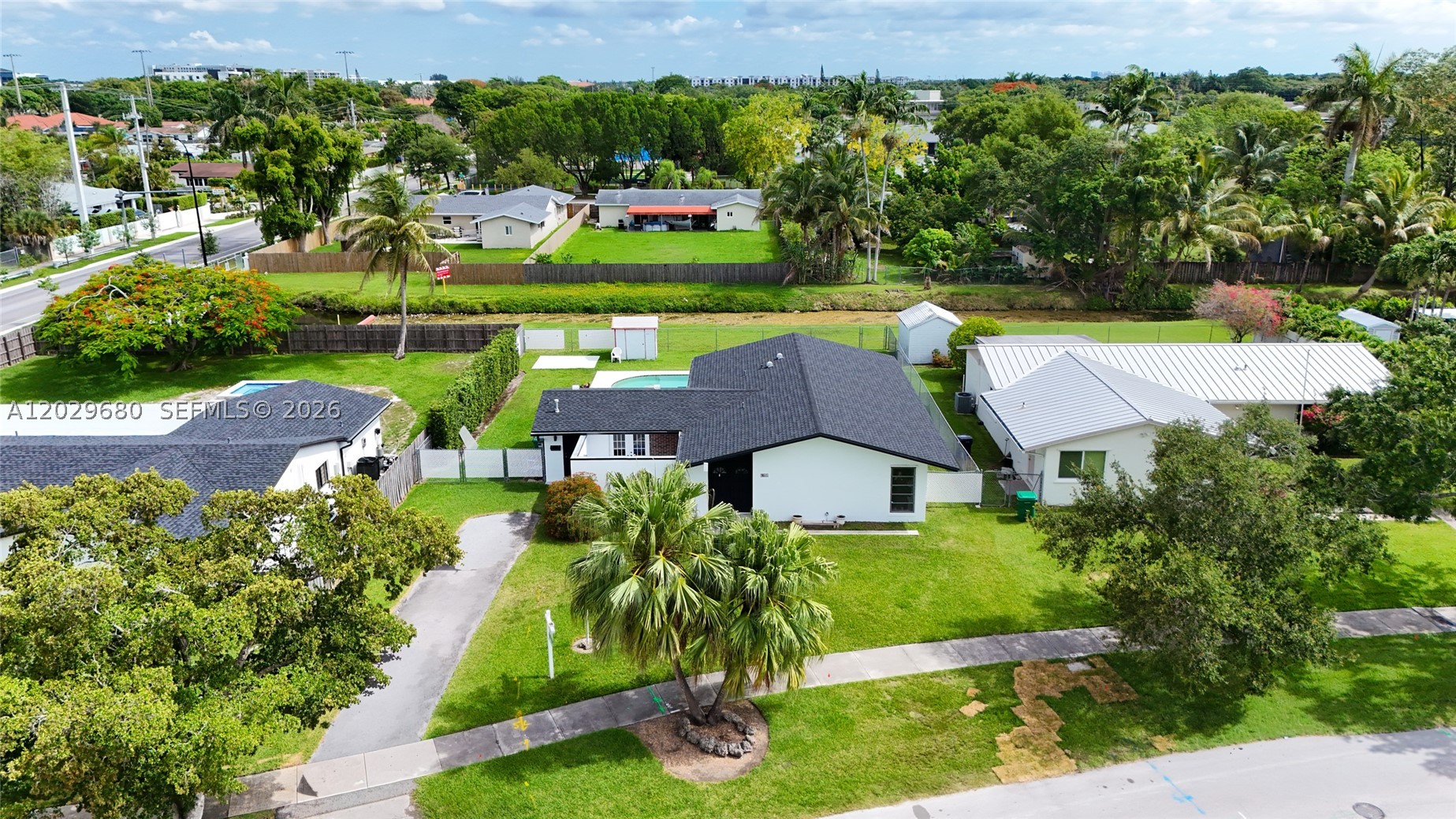 BEL AIRE - Residential