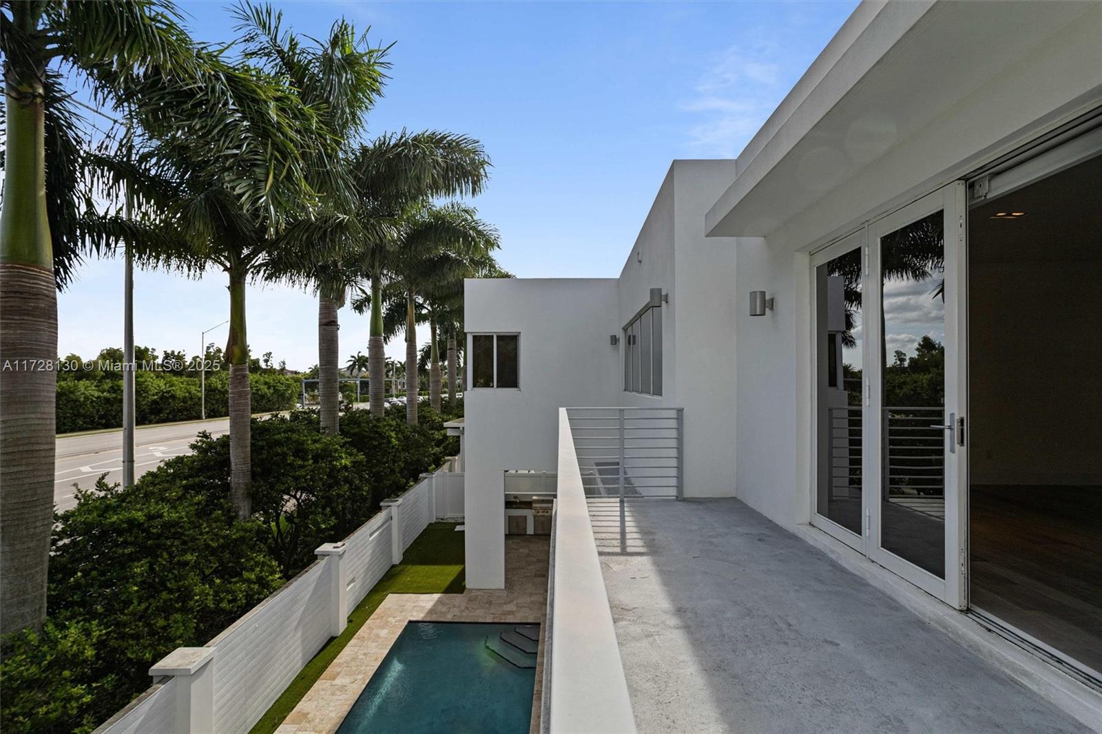 DORAL COMMONS RESIDENTIAL - Residential