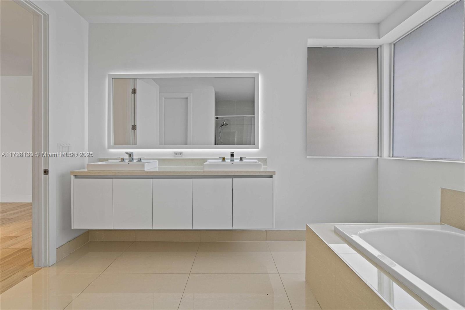 DORAL COMMONS RESIDENTIAL - Residential