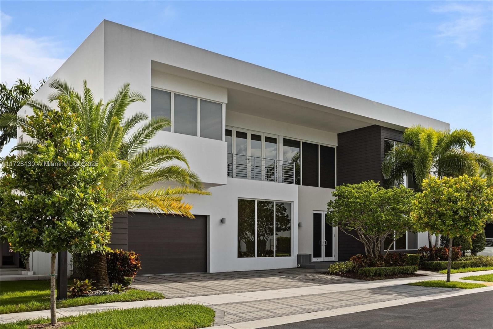 DORAL COMMONS RESIDENTIAL - Residential