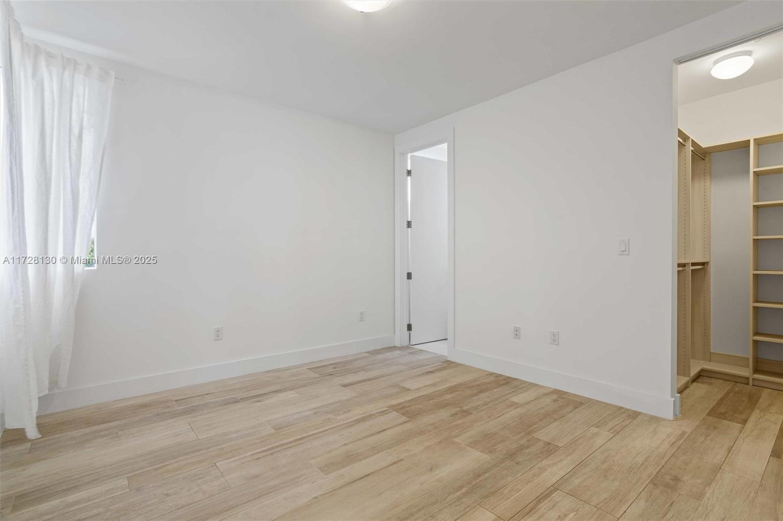 DORAL COMMONS RESIDENTIAL - Residential