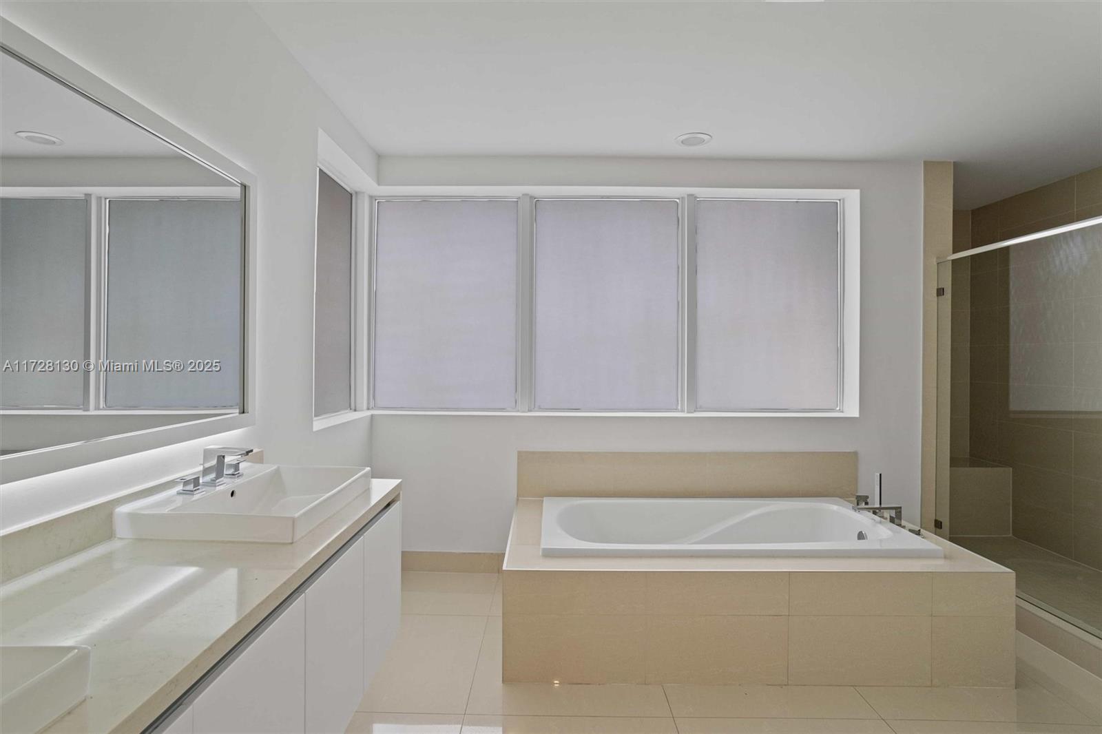 DORAL COMMONS RESIDENTIAL - Residential
