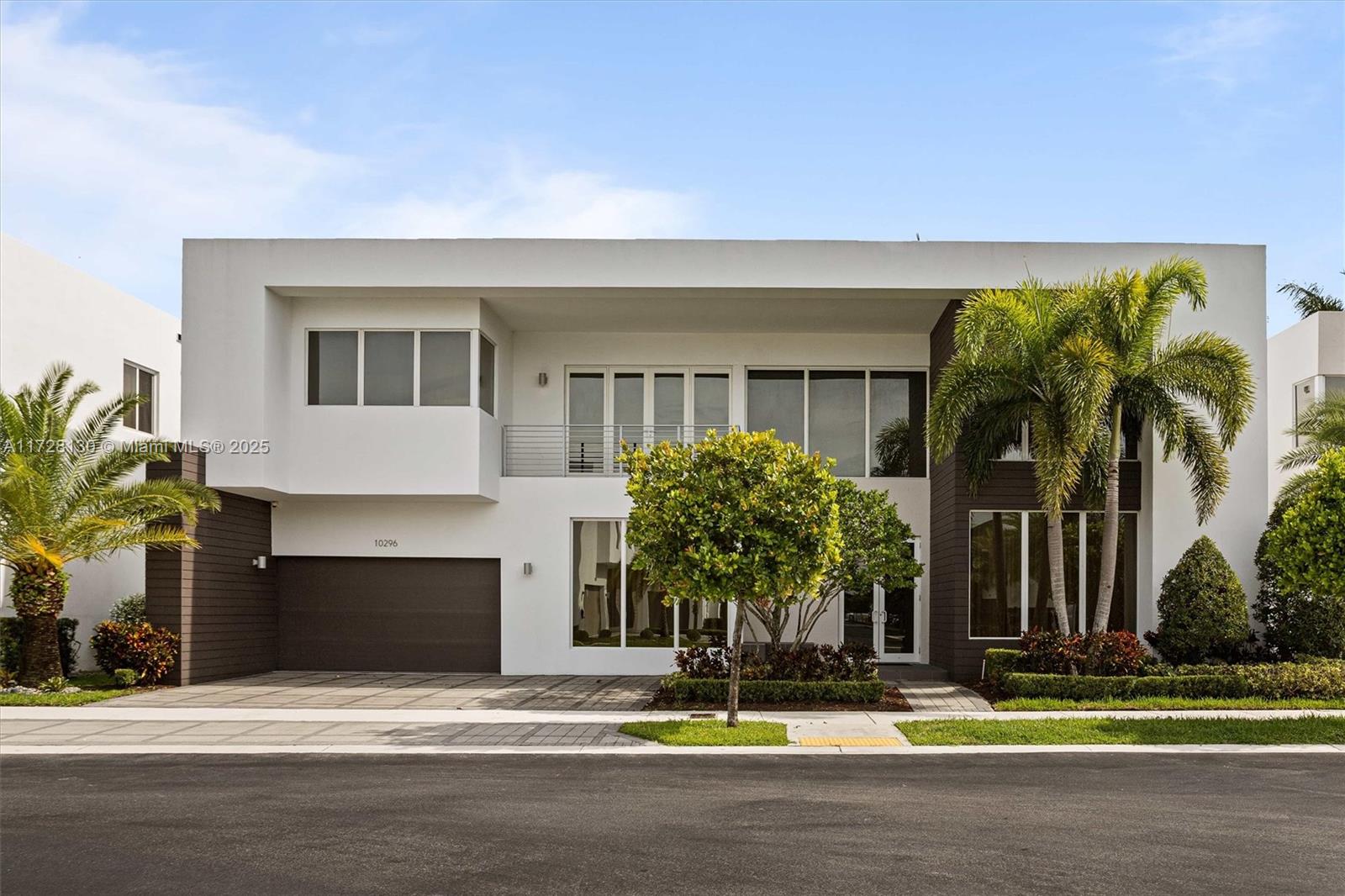 DORAL COMMONS RESIDENTIAL - Residential