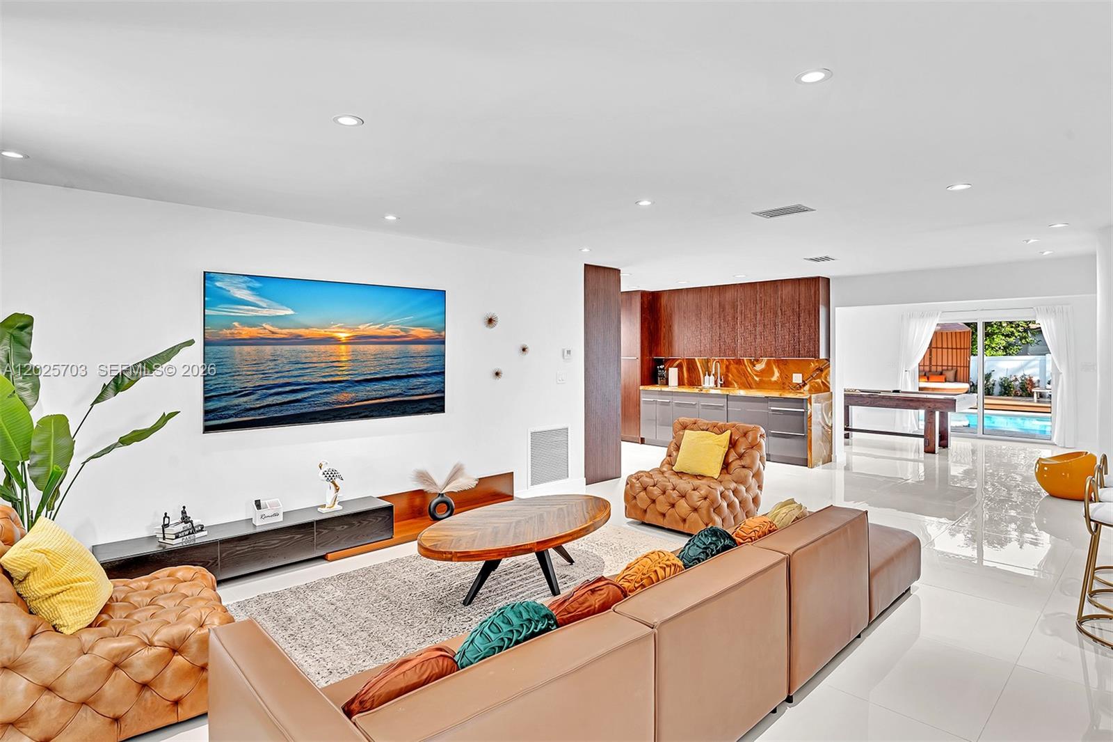 HOLLYWOOD HILLS AMEN PLAT - Residential