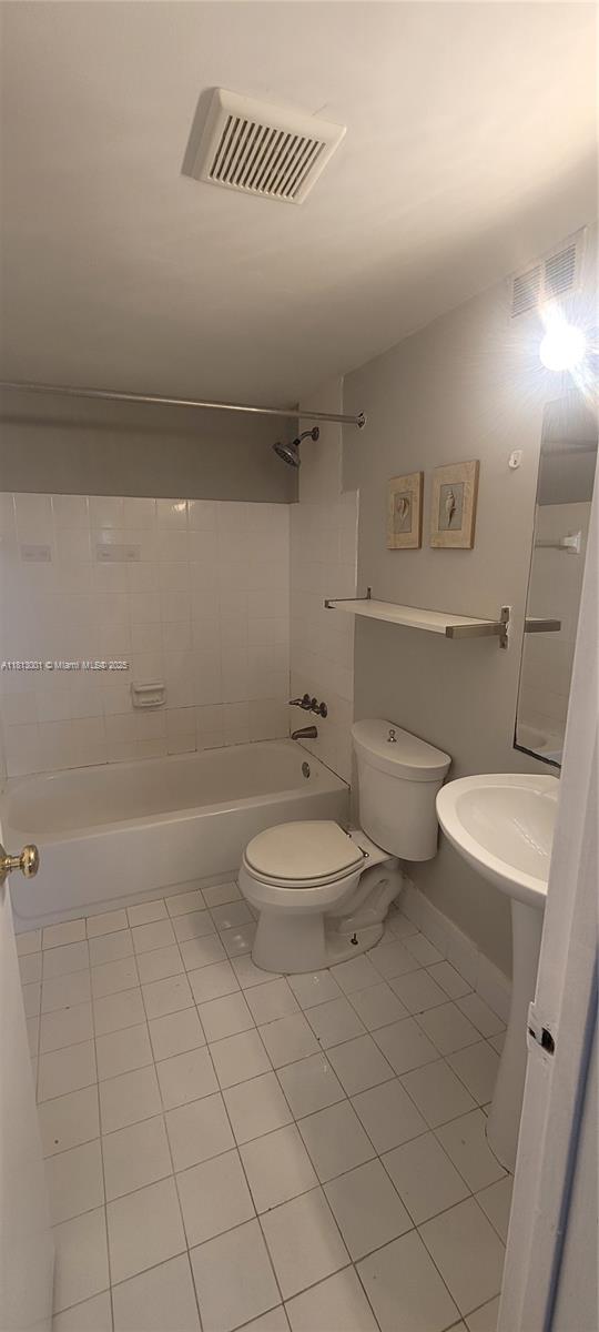 HARBOUR POINTE OF MIAMI C - Residential Lease