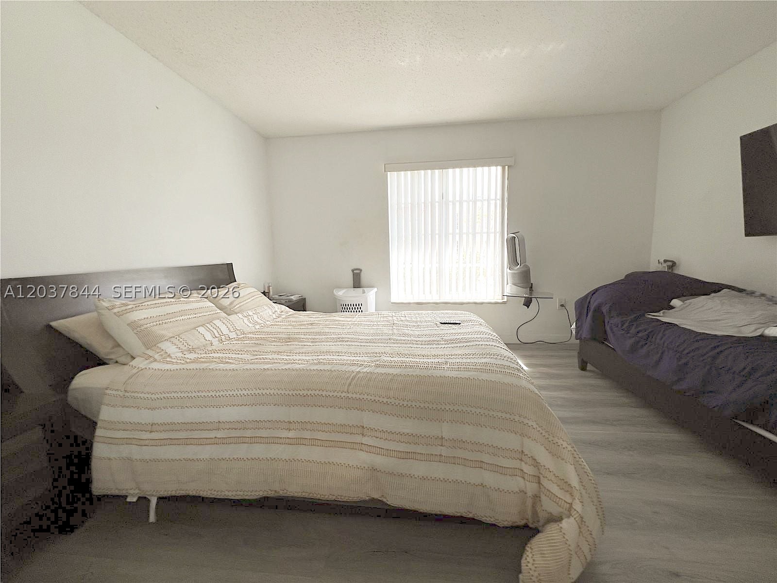 DORAL GARDENS II CONDO - Residential Lease