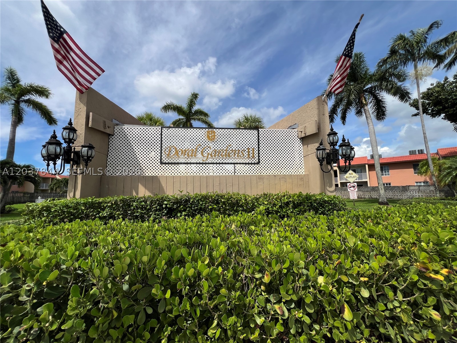 DORAL GARDENS II CONDO - Residential Lease
