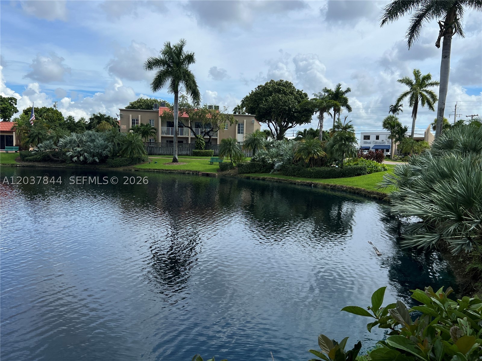 DORAL GARDENS II CONDO - Residential Lease
