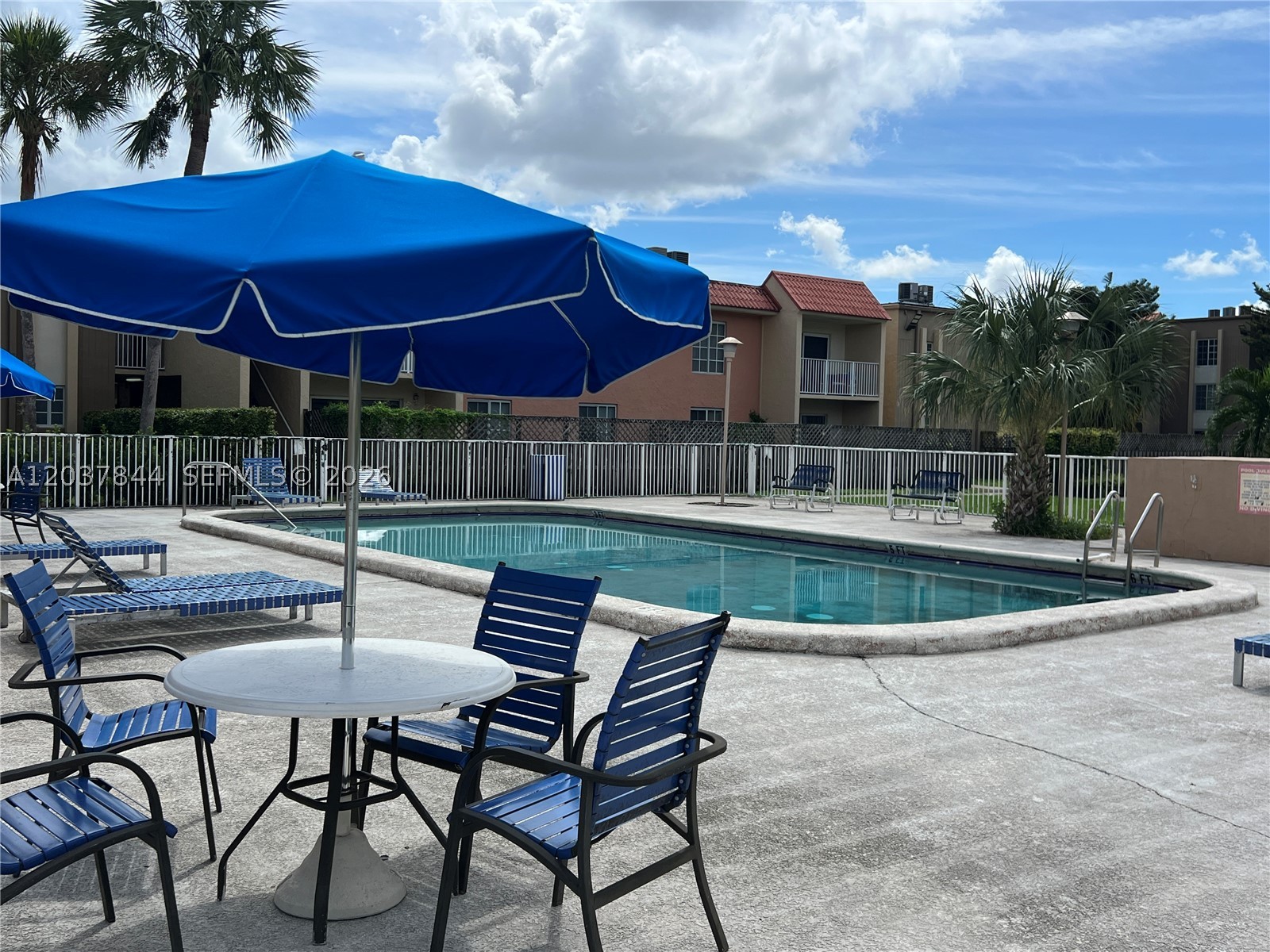 DORAL GARDENS II CONDO - Residential Lease